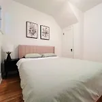 Charming 3Br Getaway, Free Parking & Near Metro