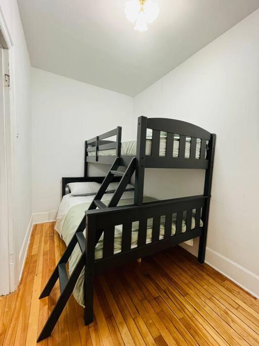 Apartamento Charming 3br Getaway, Free Parking & Near Metro *
